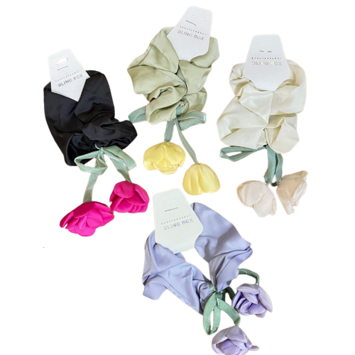 COLAS PARA EL CABELLO CON ADORNO DE ROSA