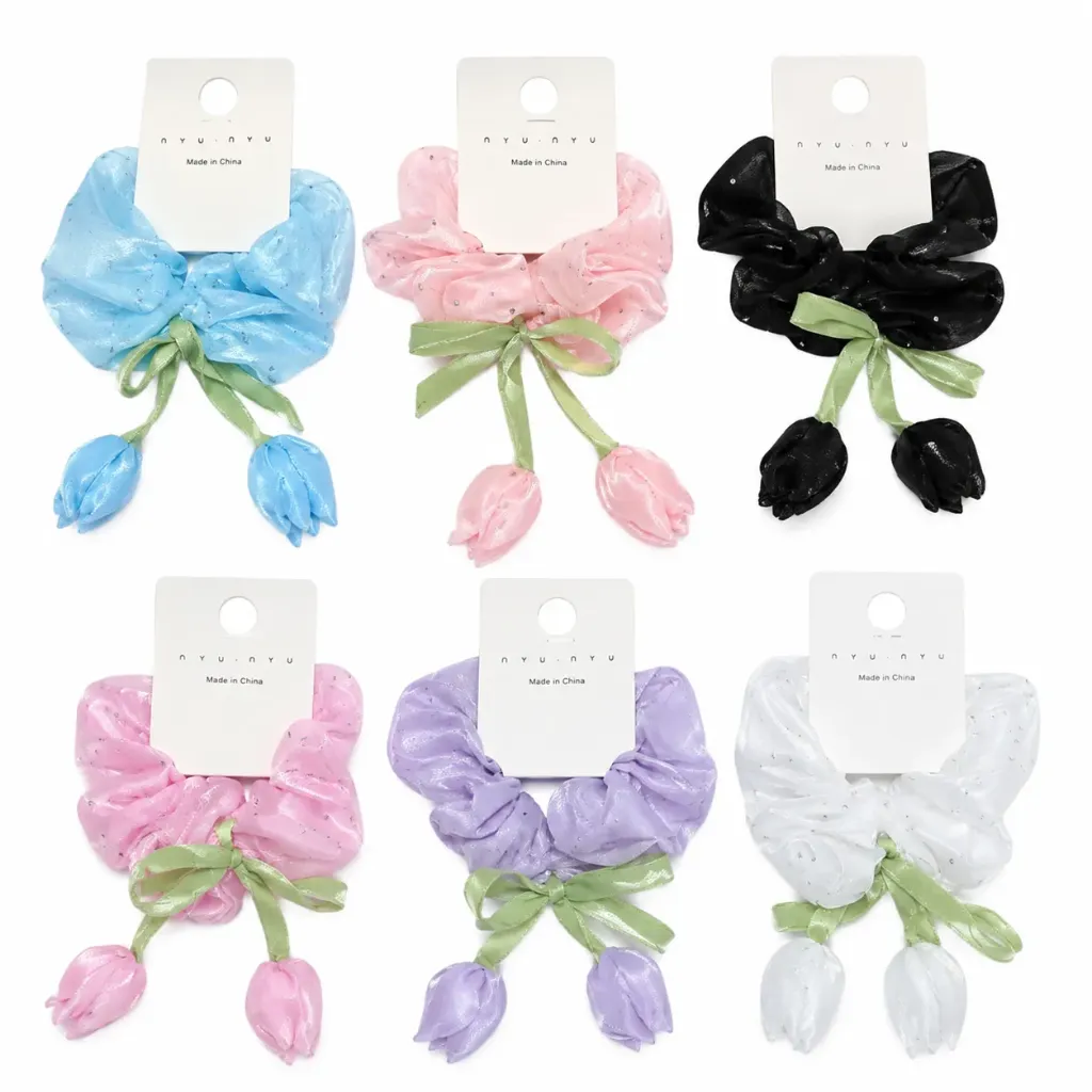 COLAS SCRUNCHIE CON PERLITAS PARA EL CABELLO CON ADORNO DE TULIPAN